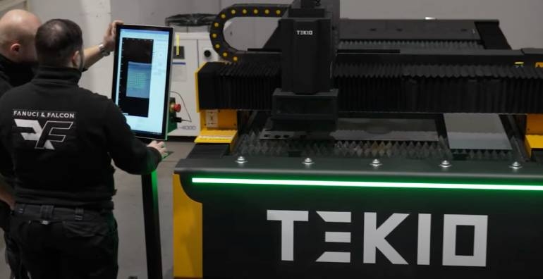 profesjonalny serwis maszyn cnc